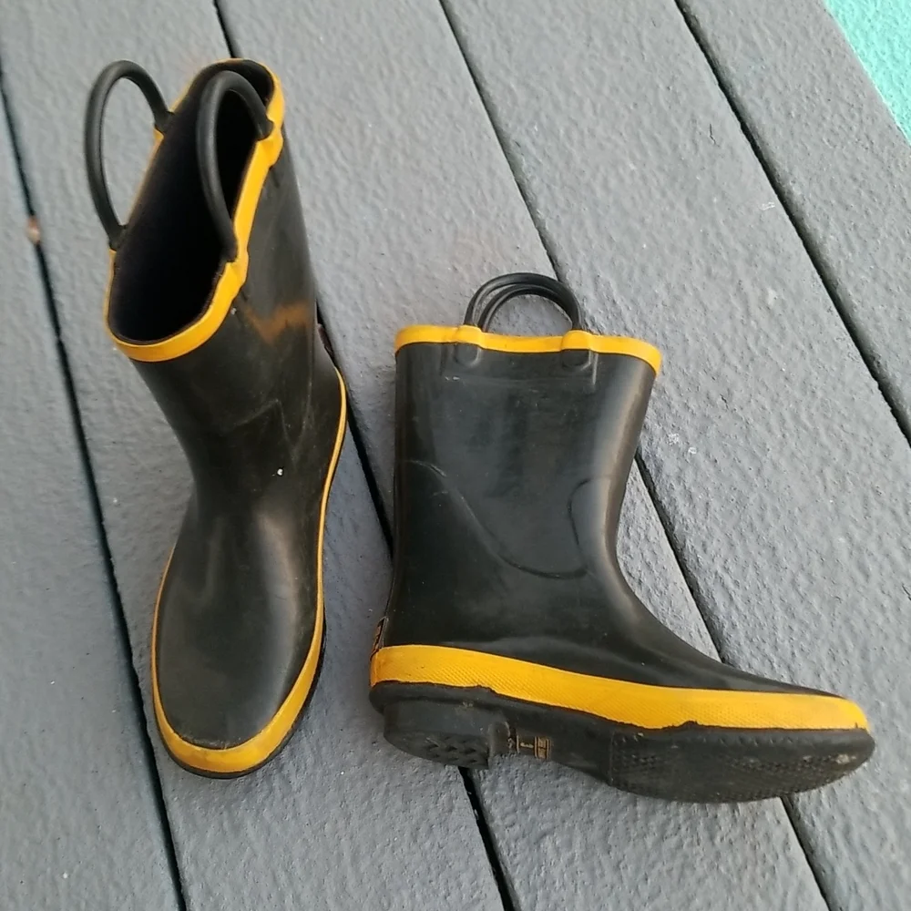 Boys Storm Chef steel shank black yellow rain boots